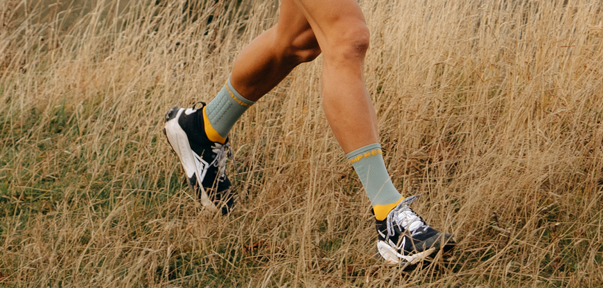 ULTRA TRAIL SOCKS V2.0, SLATE GREY/SAFFRON, T2