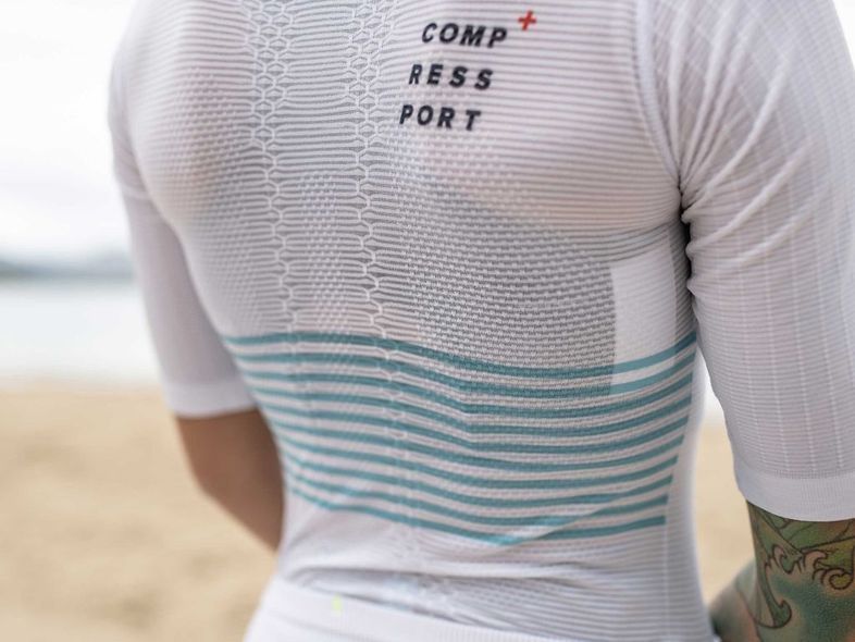 TRI POSTURAL SS TOP W WHITE, S