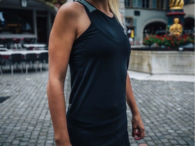 PERFORMANCE SLINGLET BLACK WOMAN, M