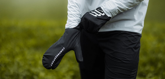 HURRICANE WATERPROOF MITTENS - COMPRESSPORT